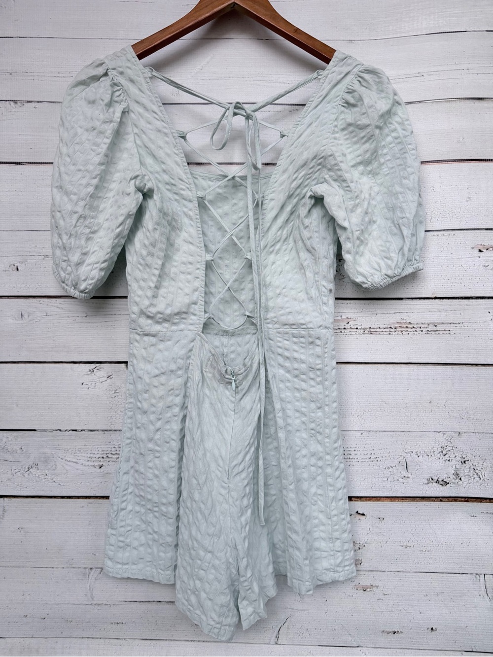 ASOS Seersucker Puff Sleeve Lace Up Back Romper Size 4 - Picture 8 of 11